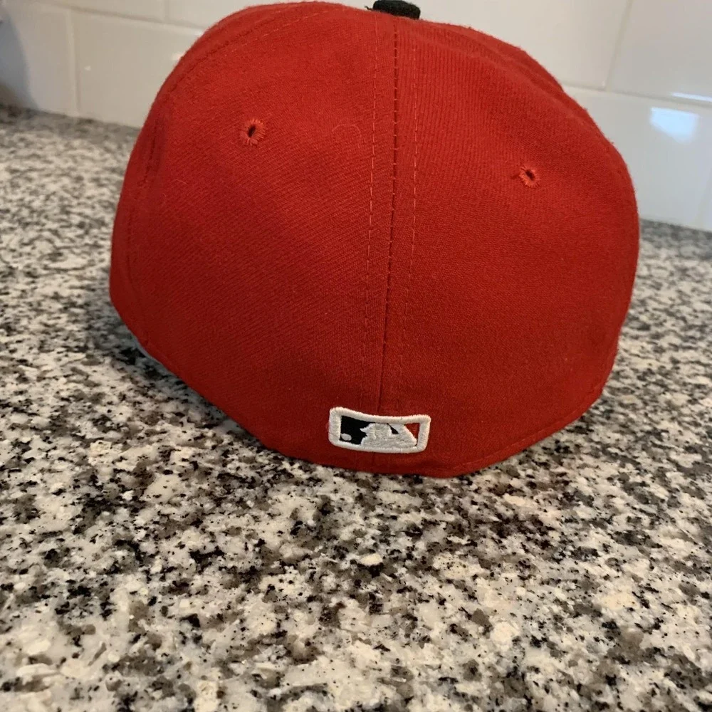Vintage Cincinnati Reds Hat Cap Fitted Mens 7 Red MLB Baseball 59FIFTY New Era